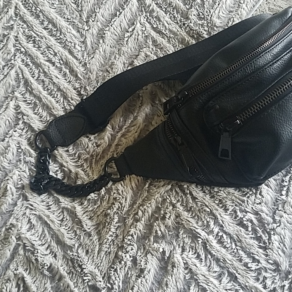 Fanny pack